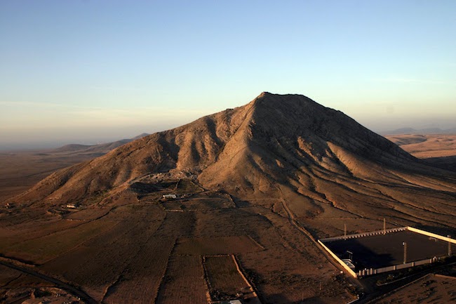 montagne de tindaya fuerteventura